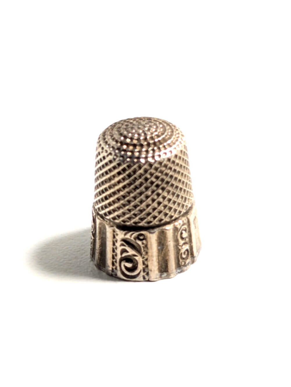 Classic Sterling Silver 925 Sz 7 Scroll Design Collectible Sewing Thimble 4.54g
